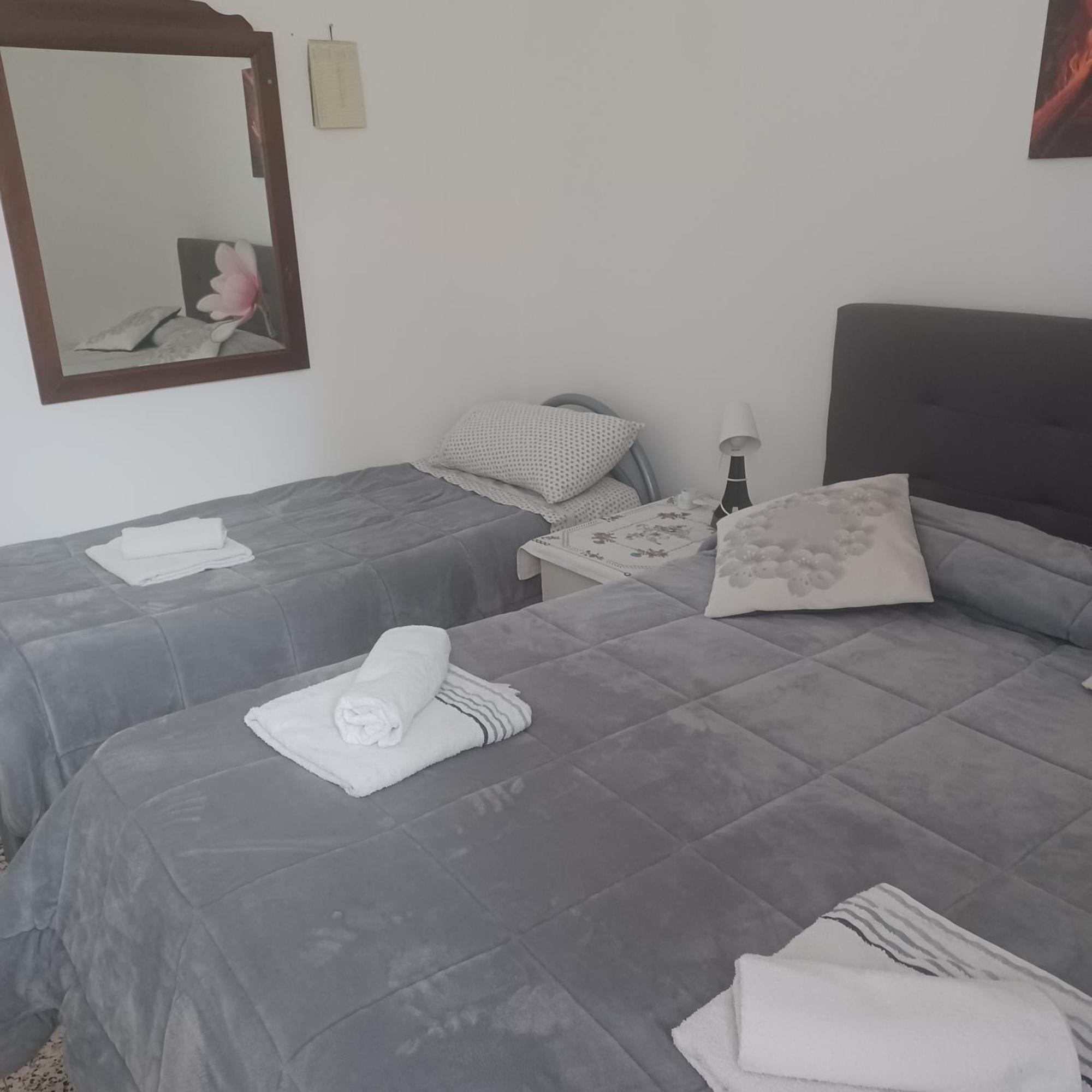 B&B Appartamenti Napoli Esterno foto