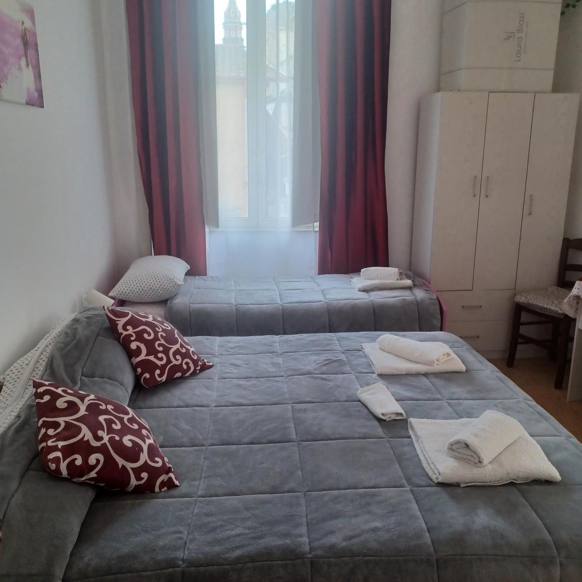 B&B Appartamenti Napoli Esterno foto