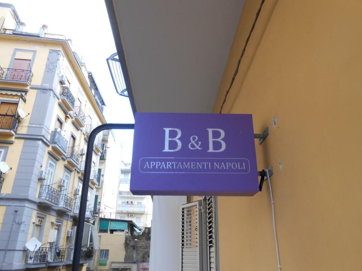 B&B Appartamenti Napoli Esterno foto